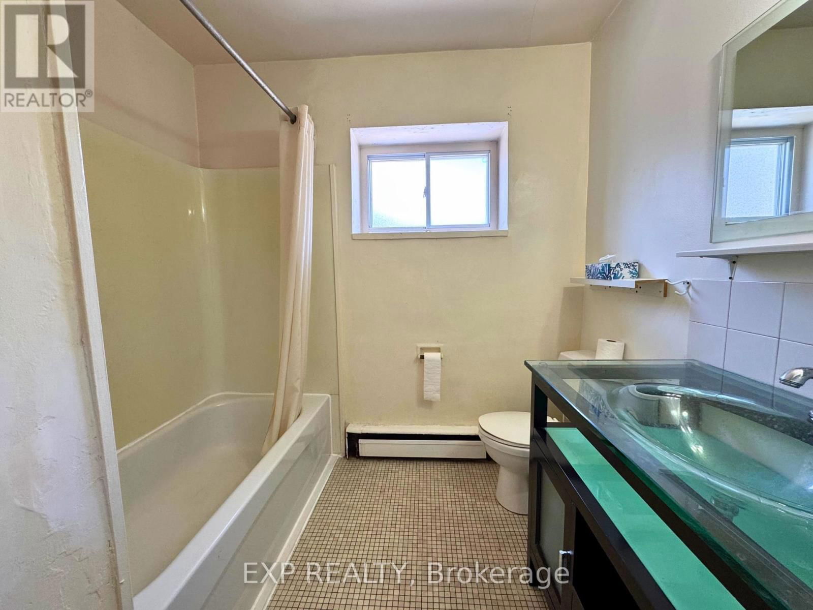 2 - 6049 CULP STREET Image 15