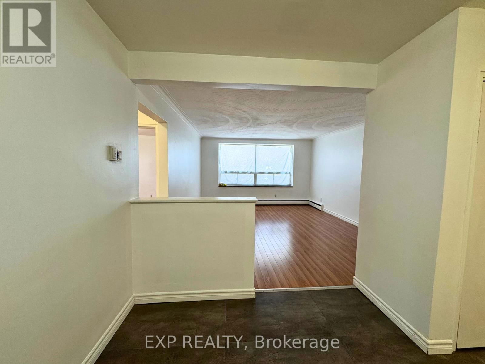 2 - 6049 CULP STREET Image 9