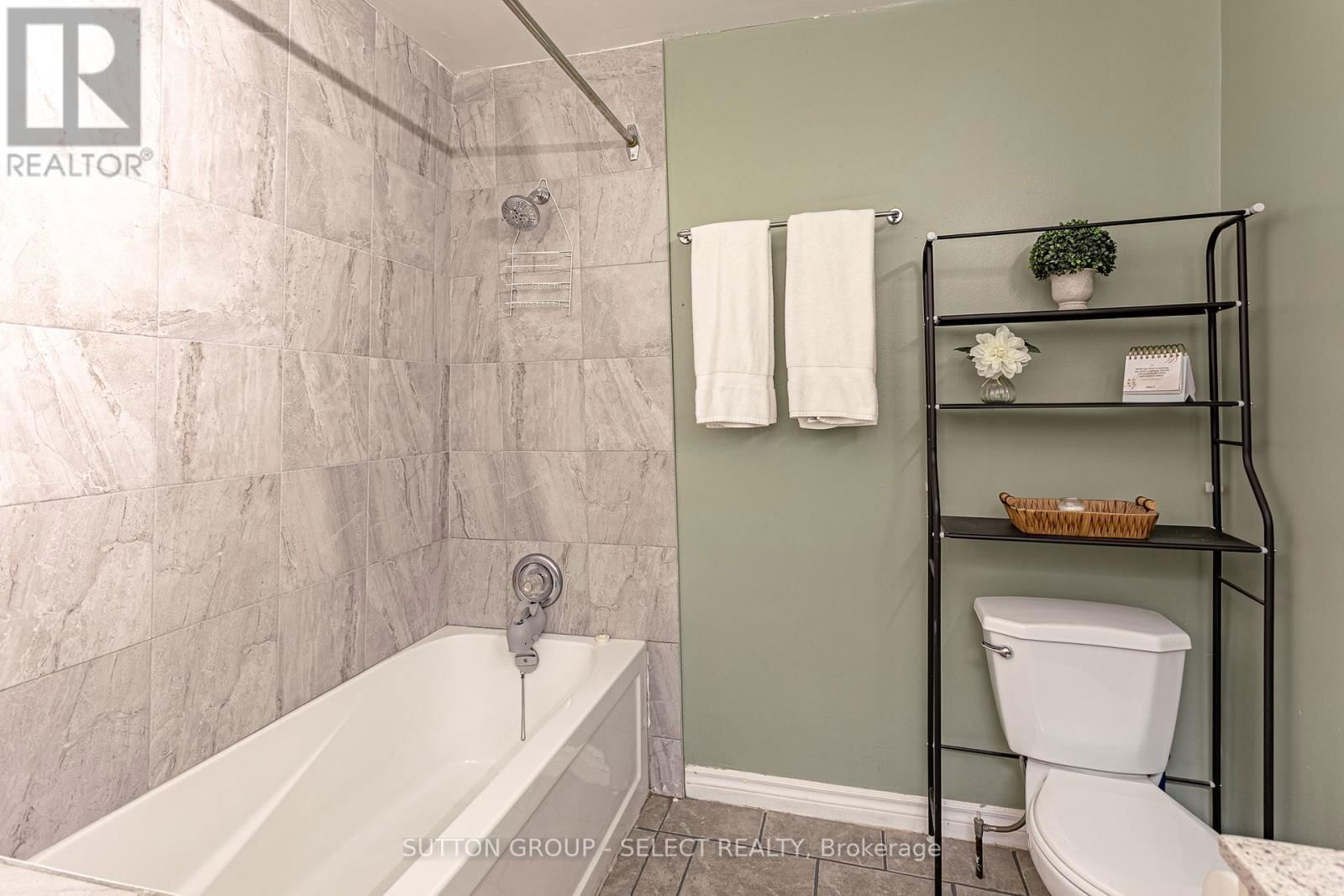 66 RECTORY STREET Image 22