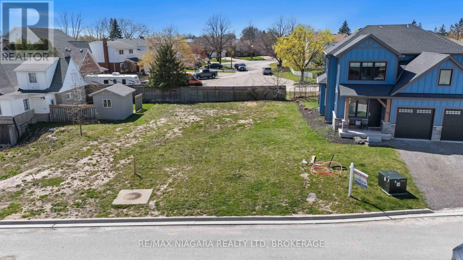 96 IVY CRESCENT Image 2