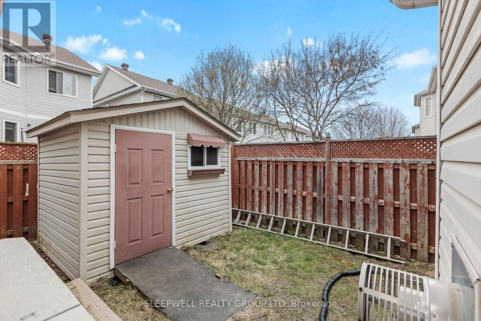 12 CEDAR PARK STREET Image 29