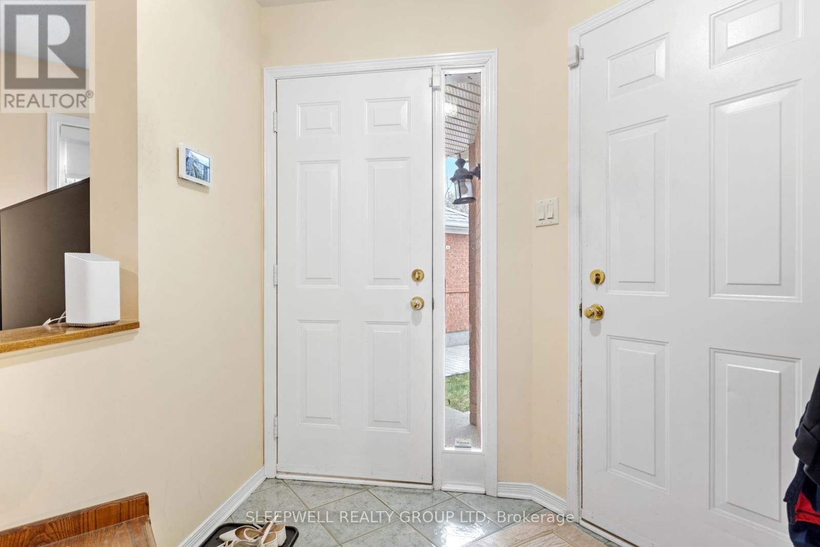12 CEDAR PARK STREET Image 3