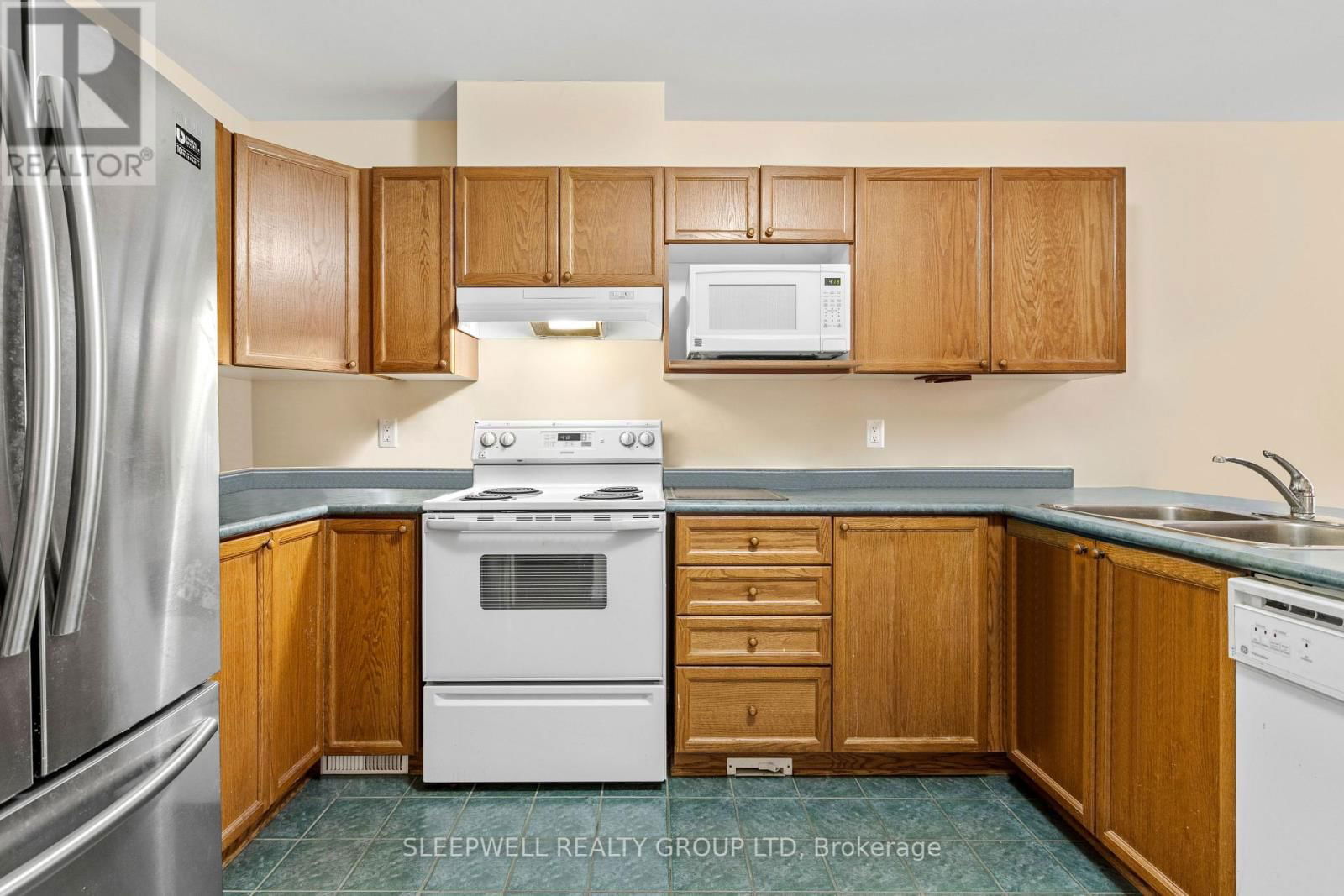 12 CEDAR PARK STREET Image 8