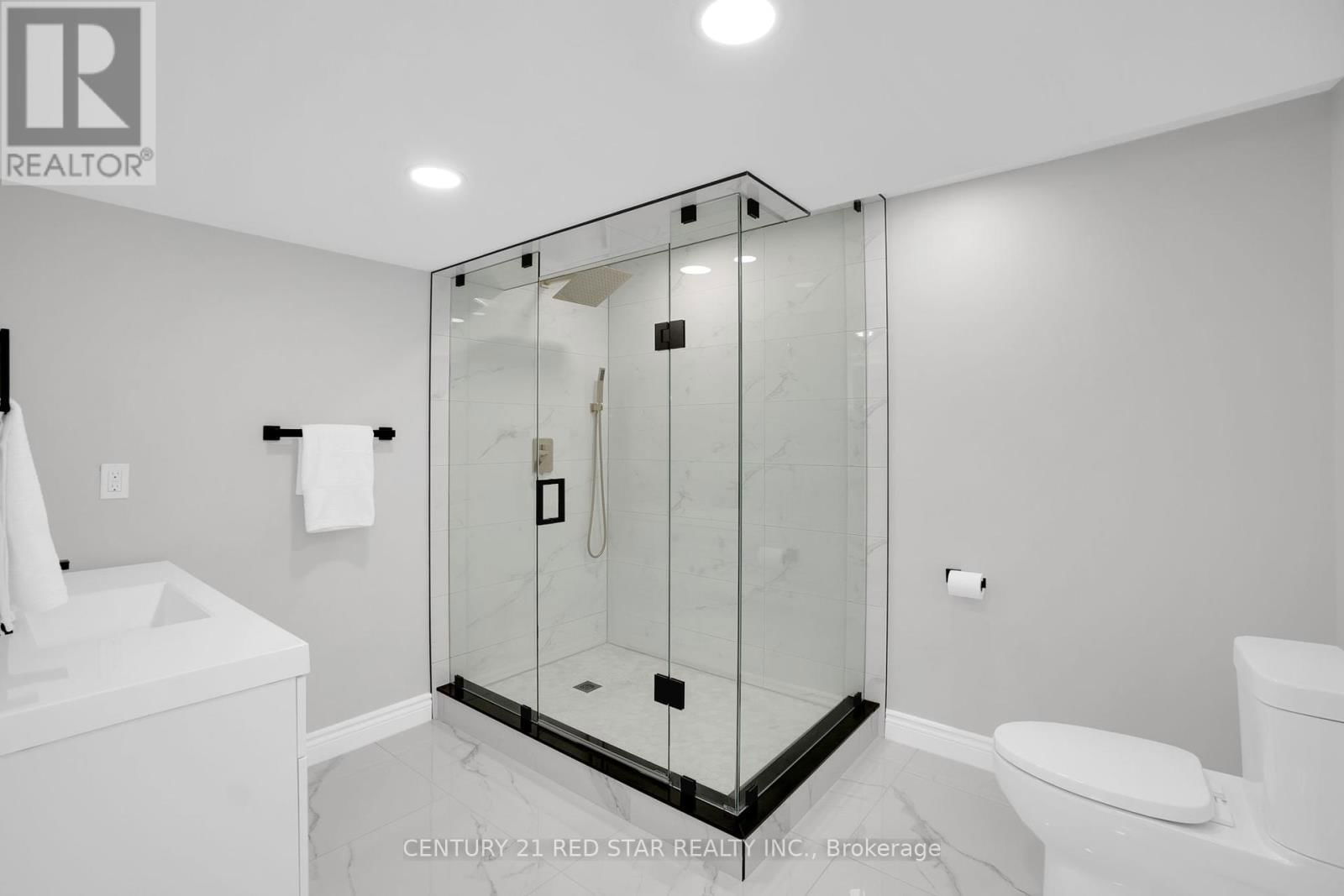 16 MITCHELL CRESCENT Image 39