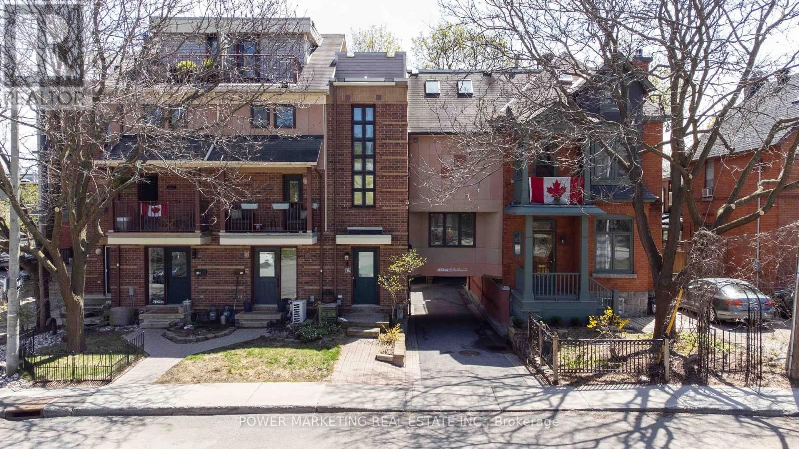 D - 40 MACLAREN STREET Image 1