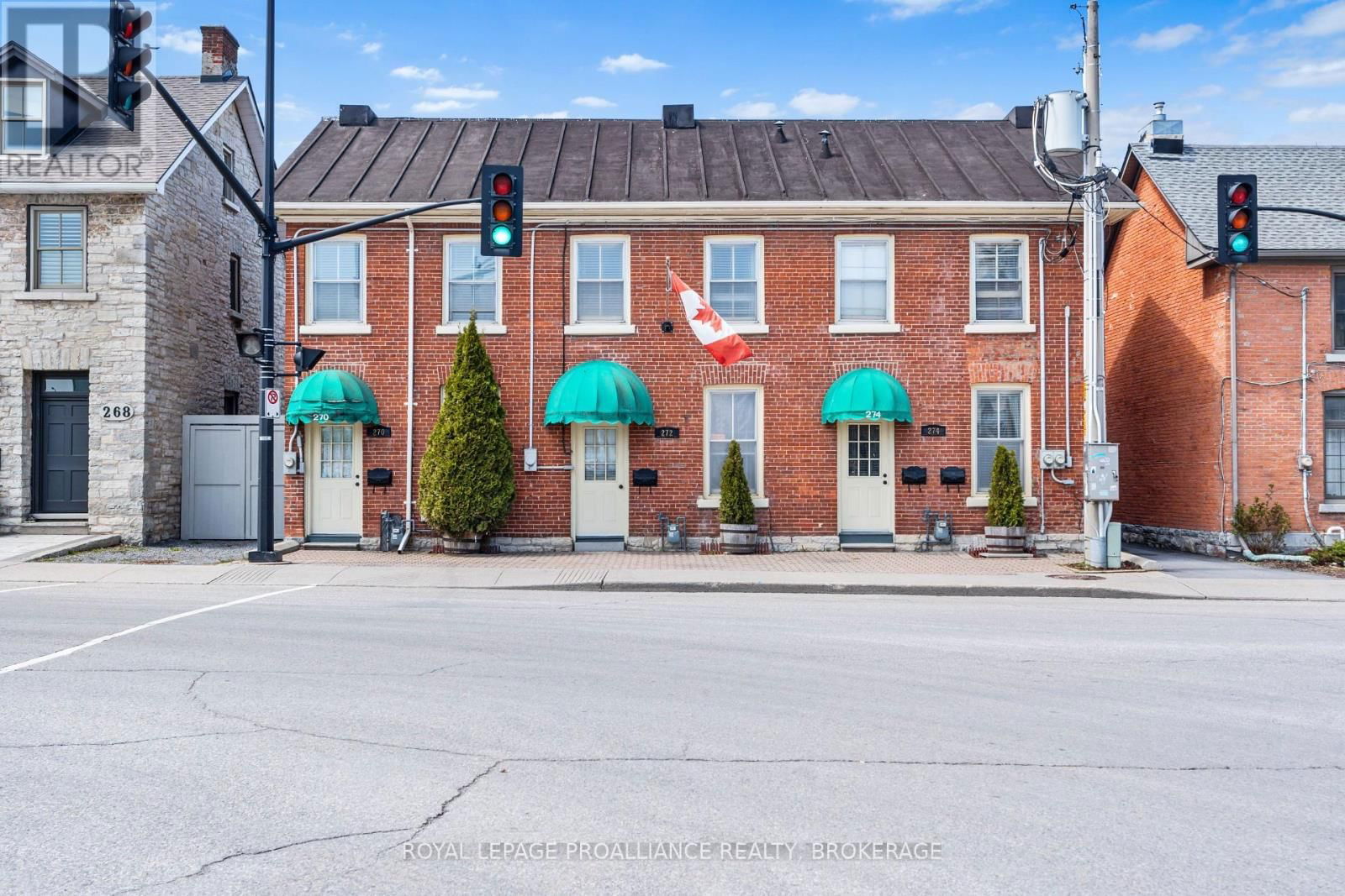 272 WELLINGTON STREET Image 2