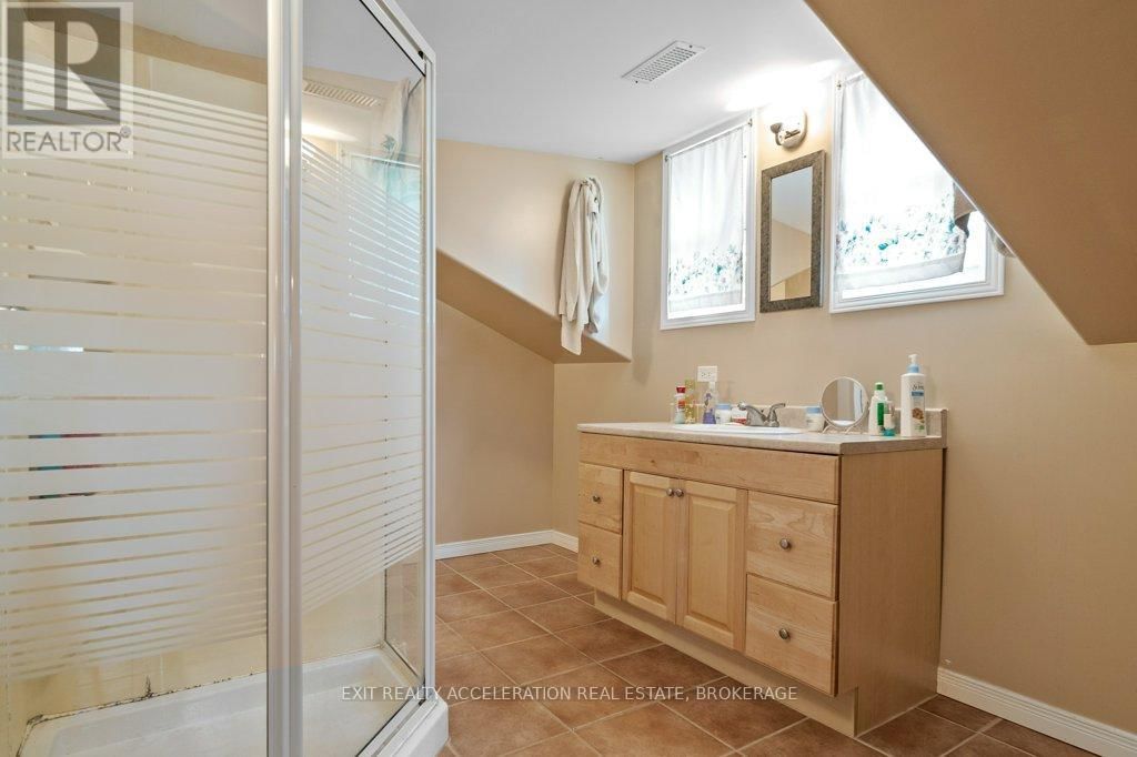 2940 COUNTY ROAD 8 Image 23