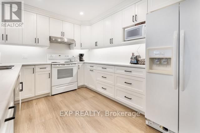 166 WEBB STREET Image 21