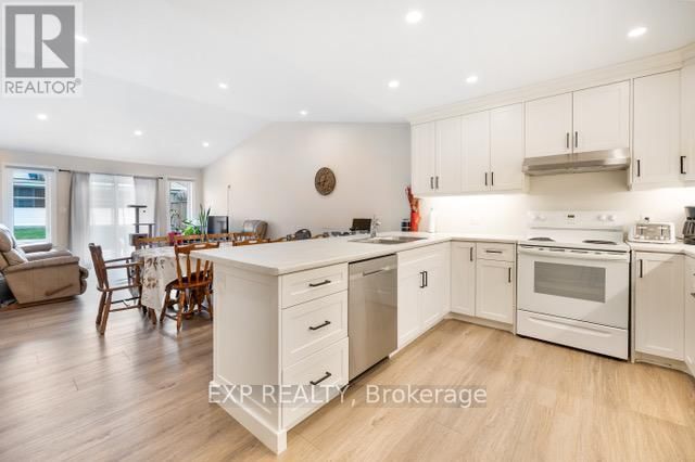 166 WEBB STREET Image 3