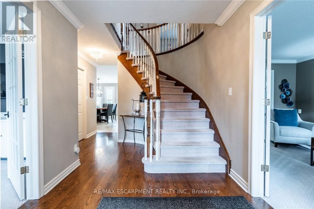 27 GLADIOLA DRIVE Image 2