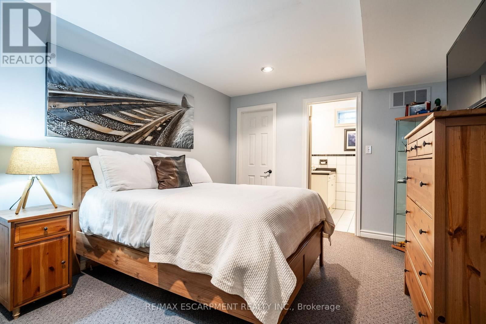 27 GLADIOLA DRIVE Image 29