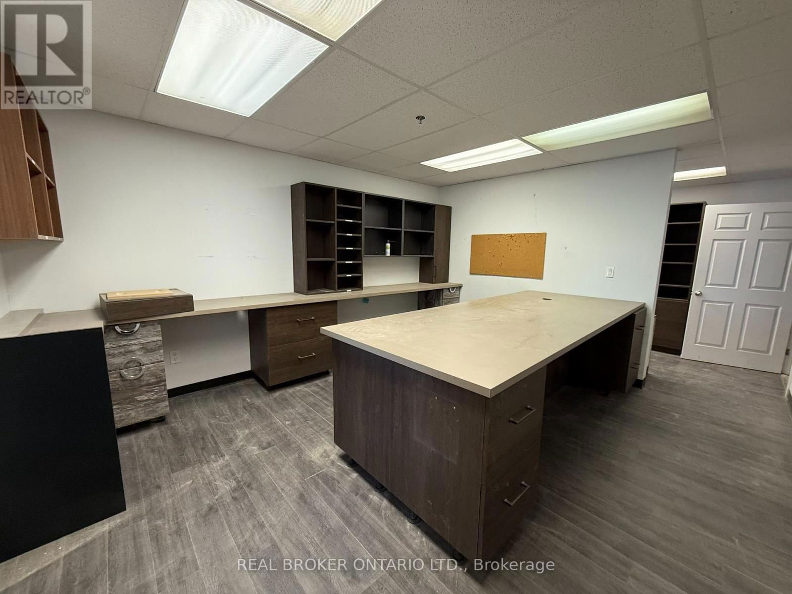 6 - 5900 THOROLD STONE ROAD Image 2