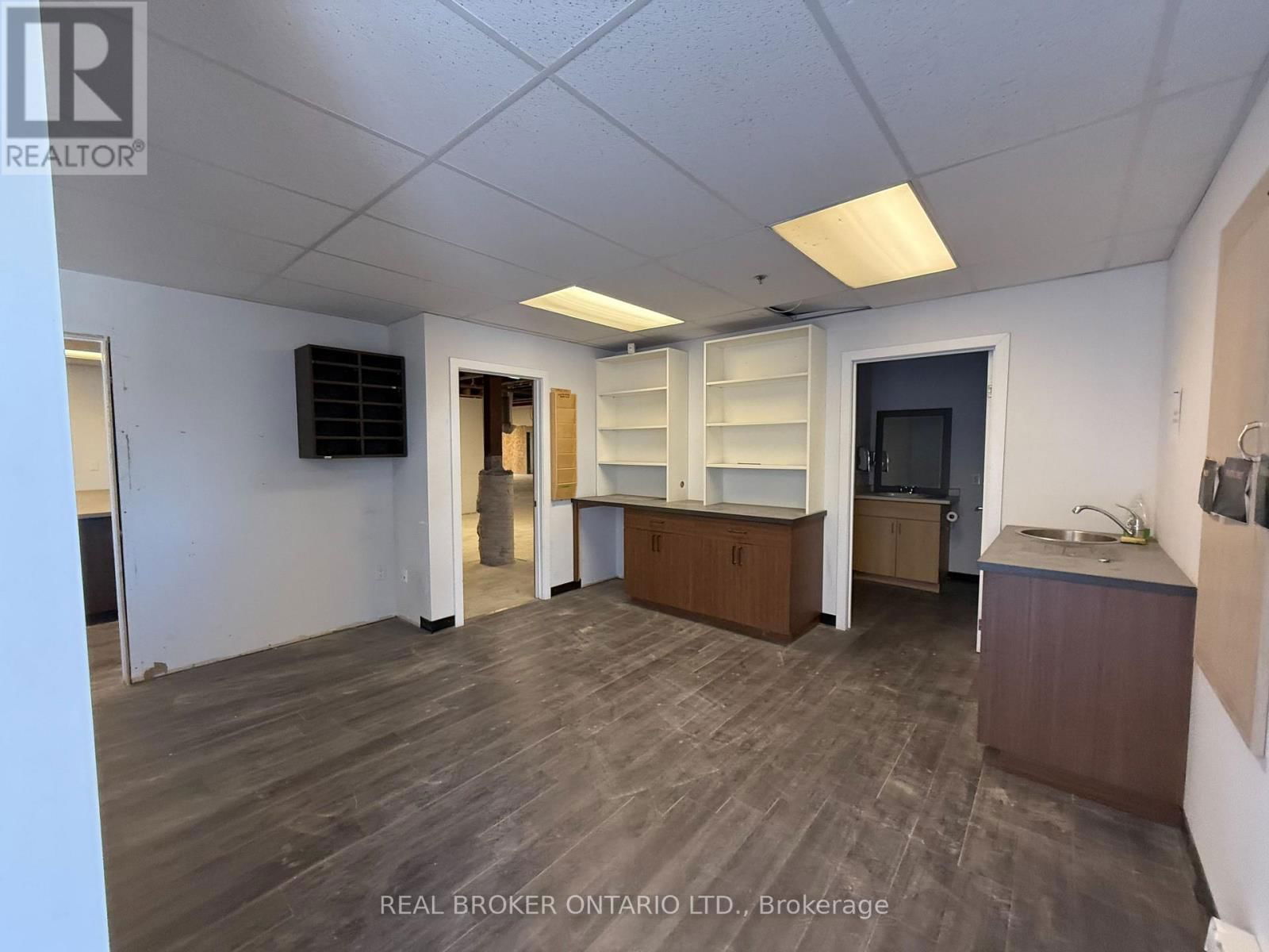 6 - 5900 THOROLD STONE ROAD Image 3