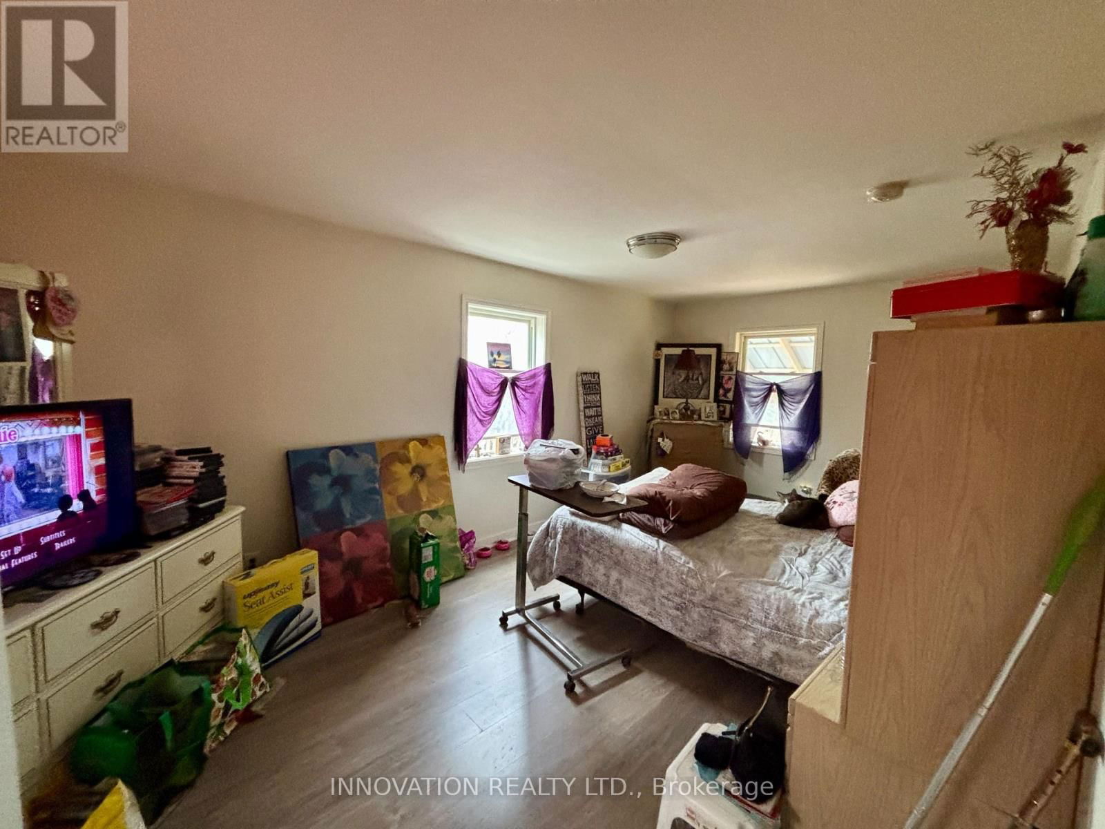 215-217 WOODWARD STREET Image 10
