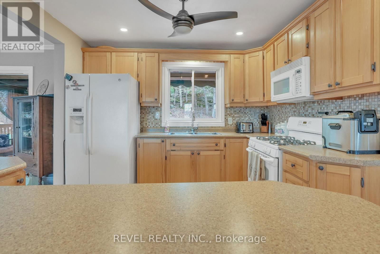 138 LAKE DALRYMPLE ROAD Image 11