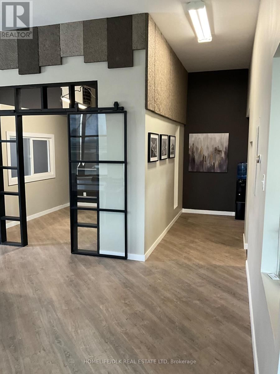 185 NORTH AUGUSTA ROAD Image 18