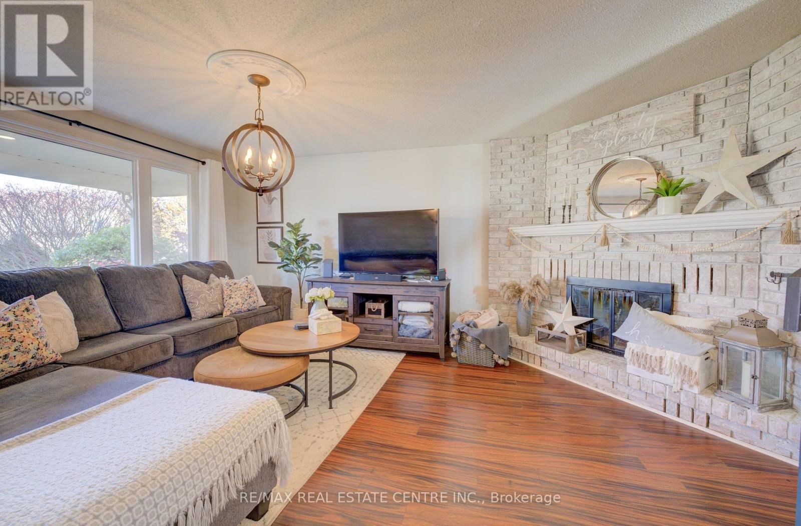 47 MANOR DRIVE Image 11