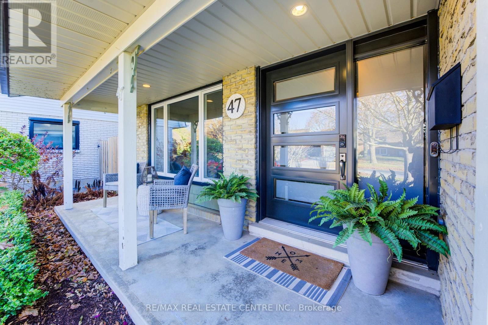 47 MANOR DRIVE Image 4