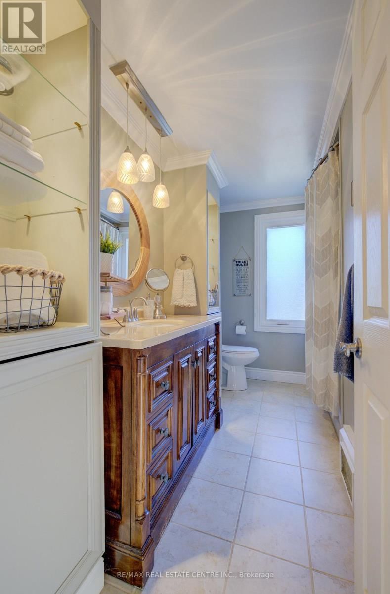 47 MANOR DRIVE Image 40