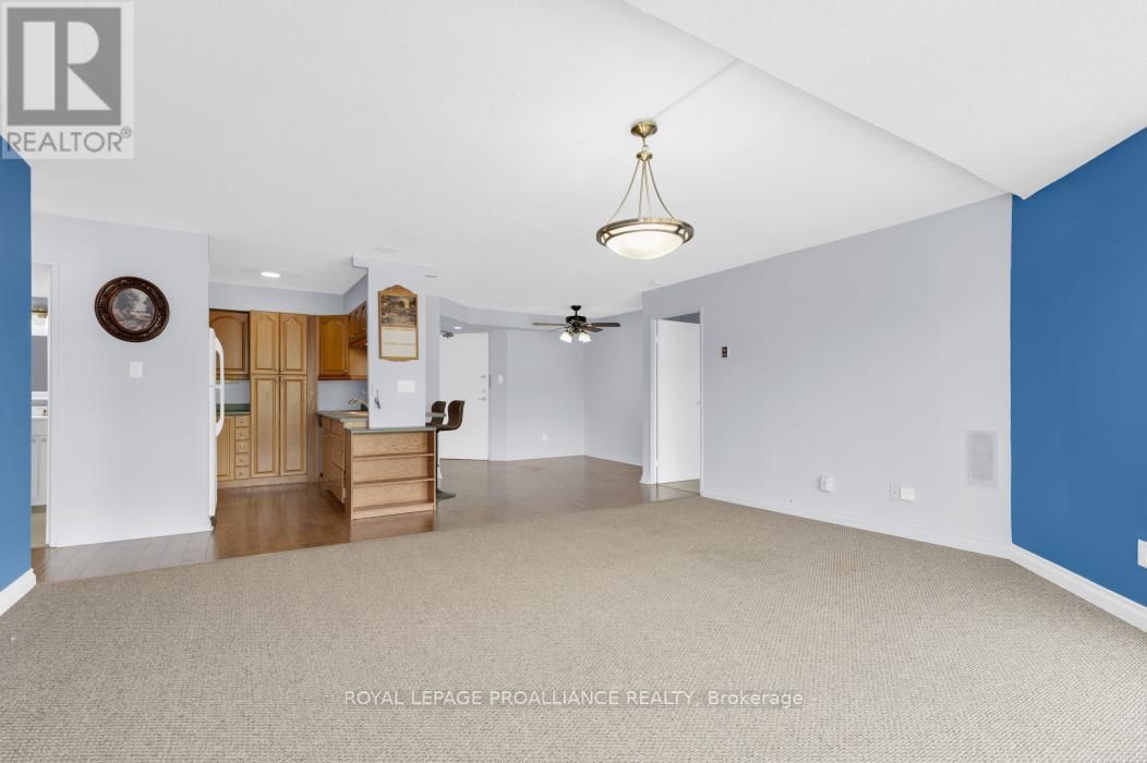 405 - 350 FRONT STREET Image 11