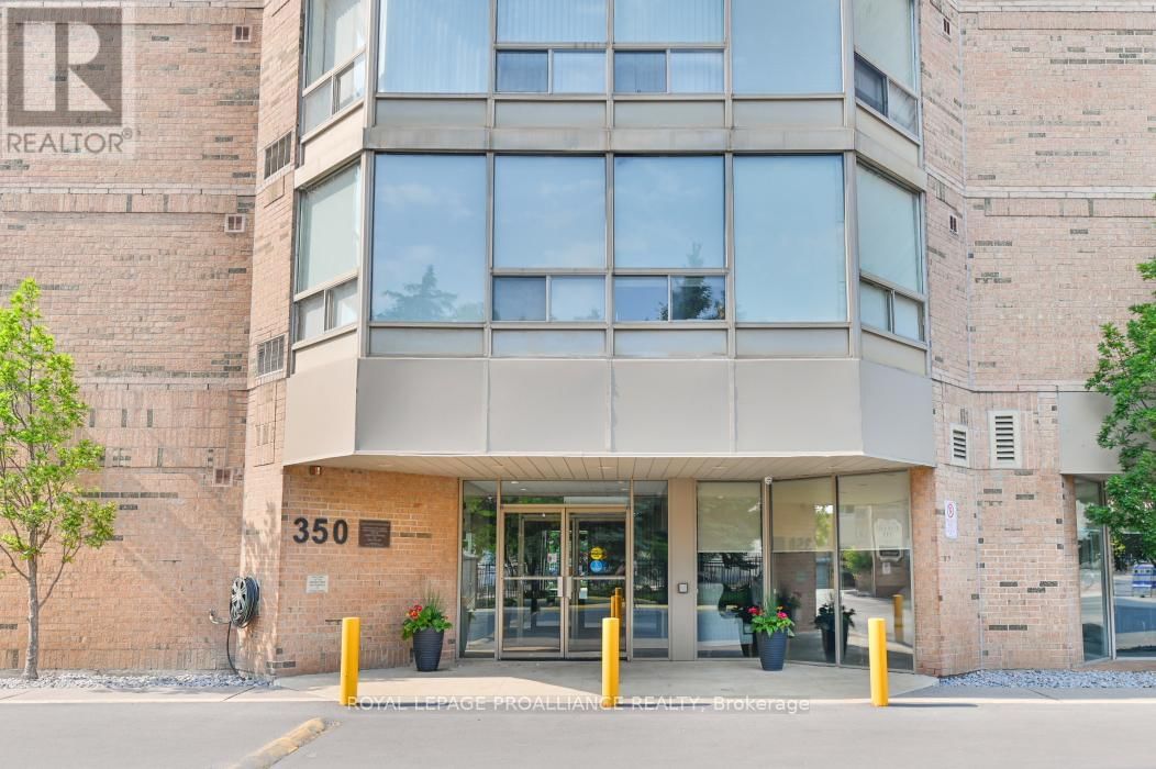 405 - 350 FRONT STREET Image 2