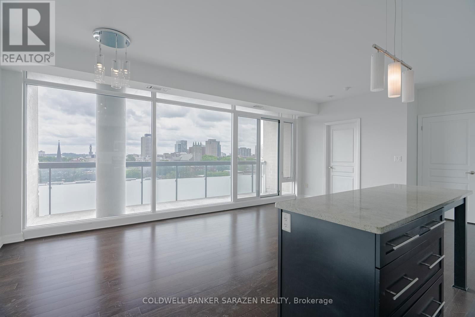 1001 - 238 BESSERER STREET Image 22