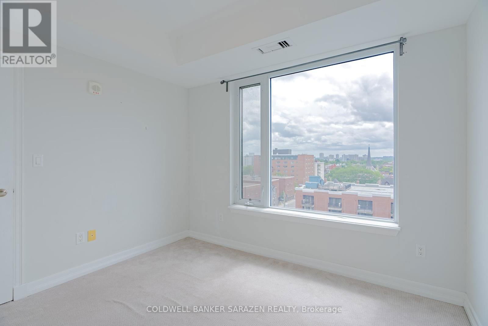 1001 - 238 BESSERER STREET Image 29