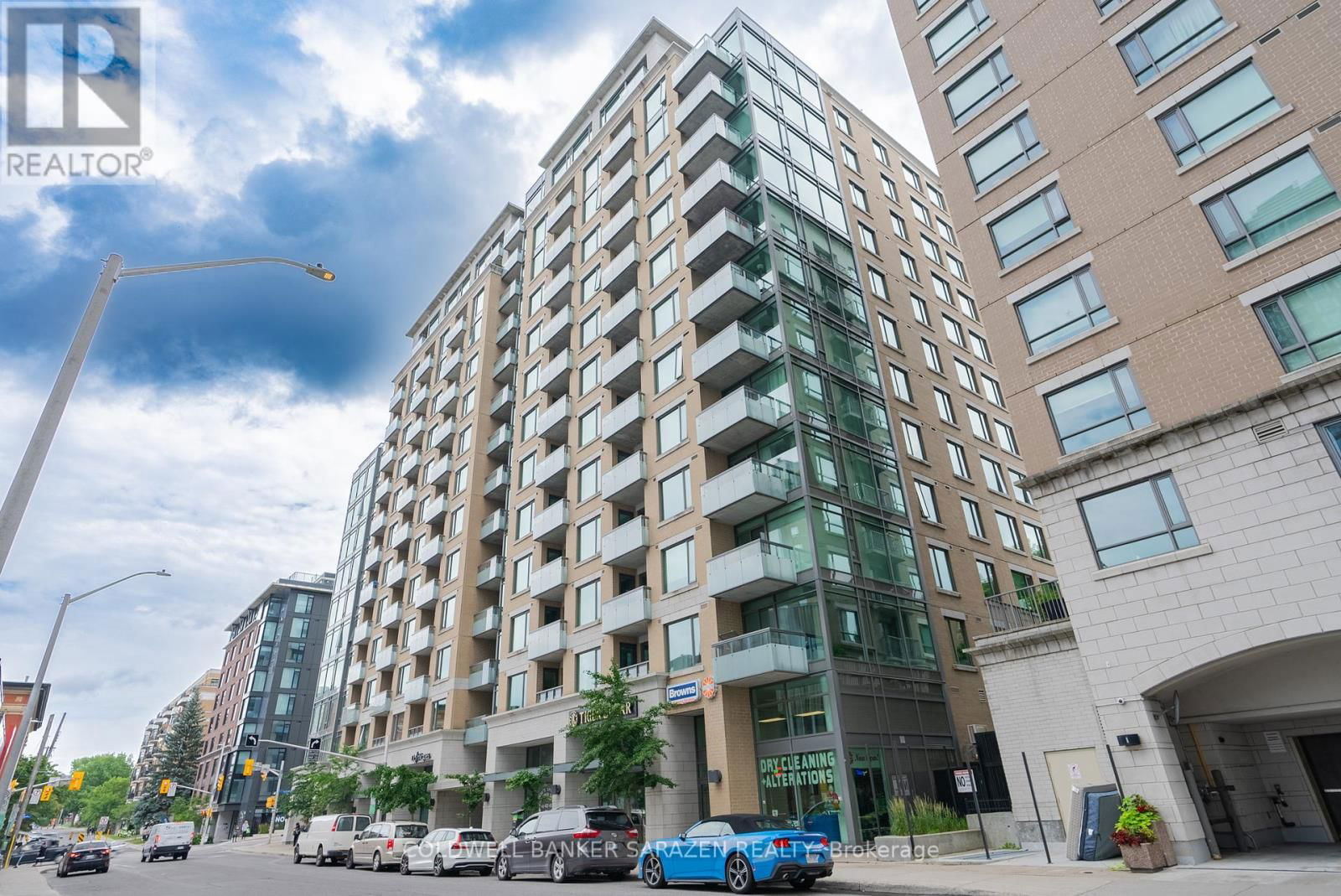 1001 - 238 BESSERER STREET Image 3