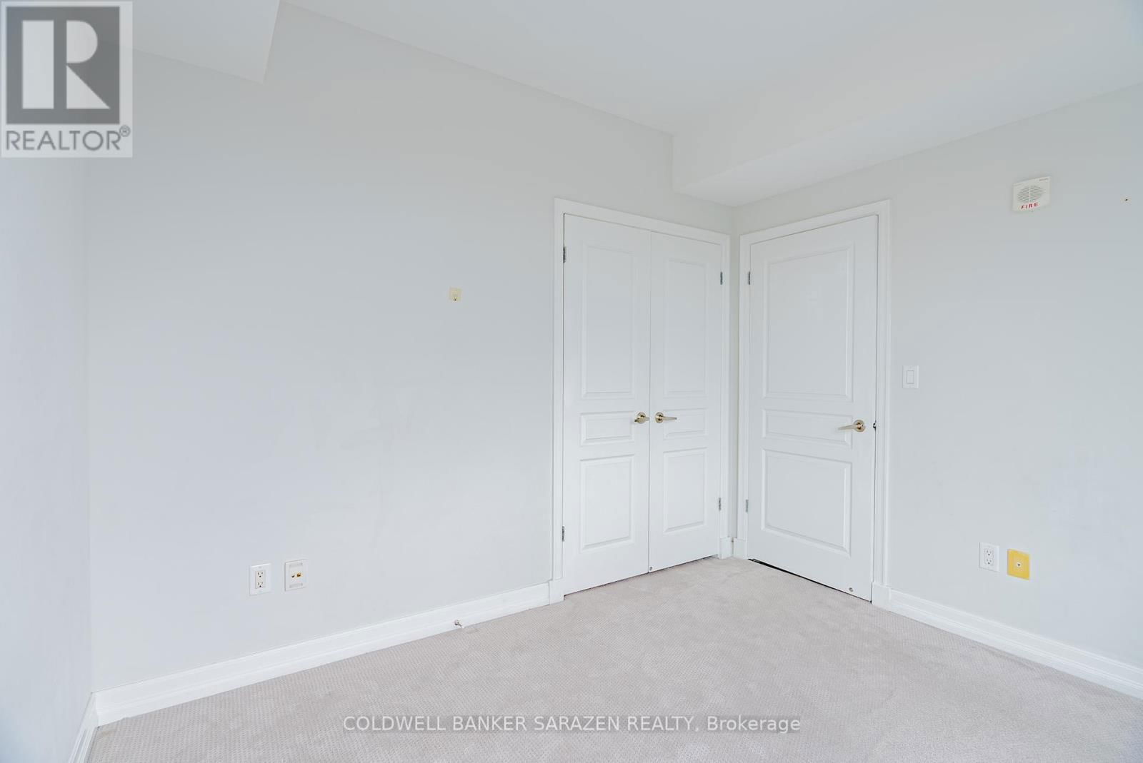 1001 - 238 BESSERER STREET Image 31