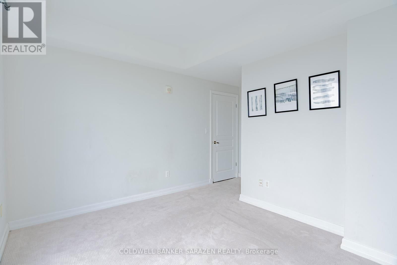 1001 - 238 BESSERER STREET Image 34