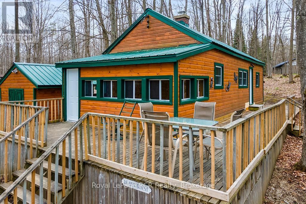 262 CANROBERT STREET Image 1