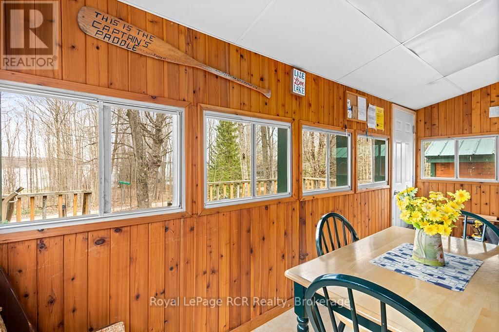 262 CANROBERT STREET Image 11