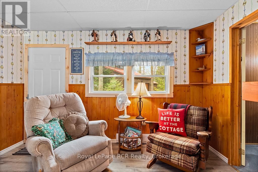 262 CANROBERT STREET Image 21