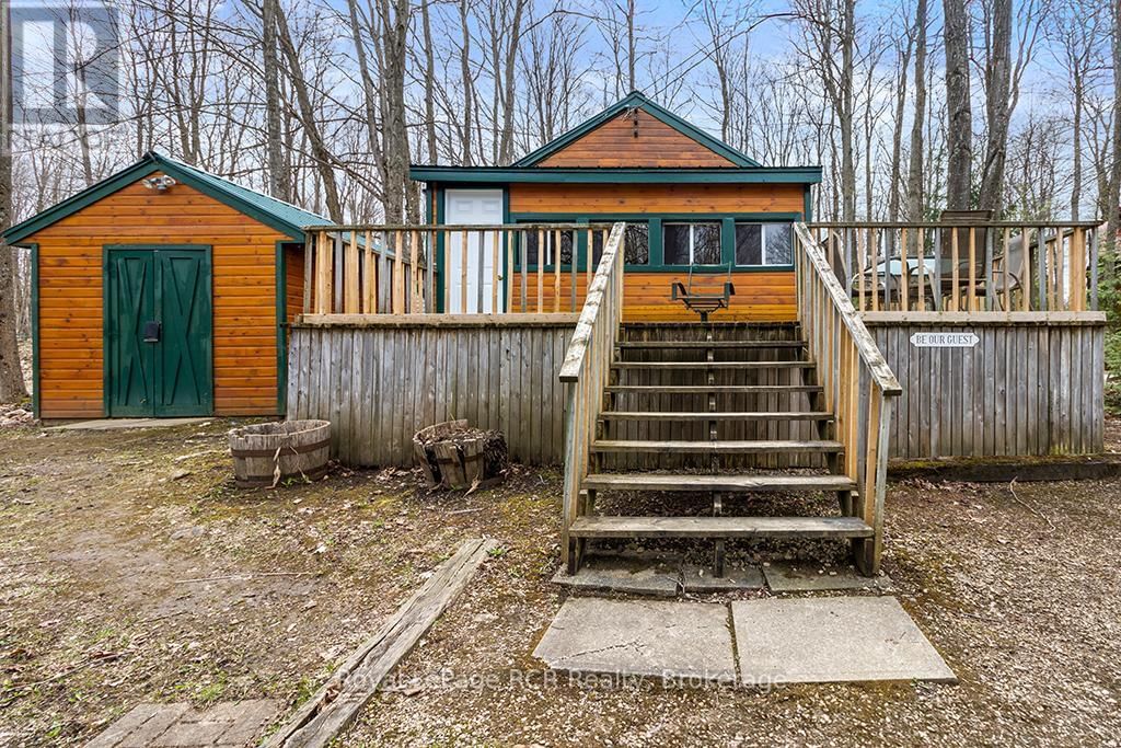 262 CANROBERT STREET Image 32