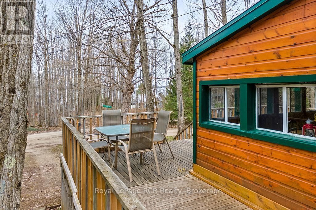 262 CANROBERT STREET Image 36