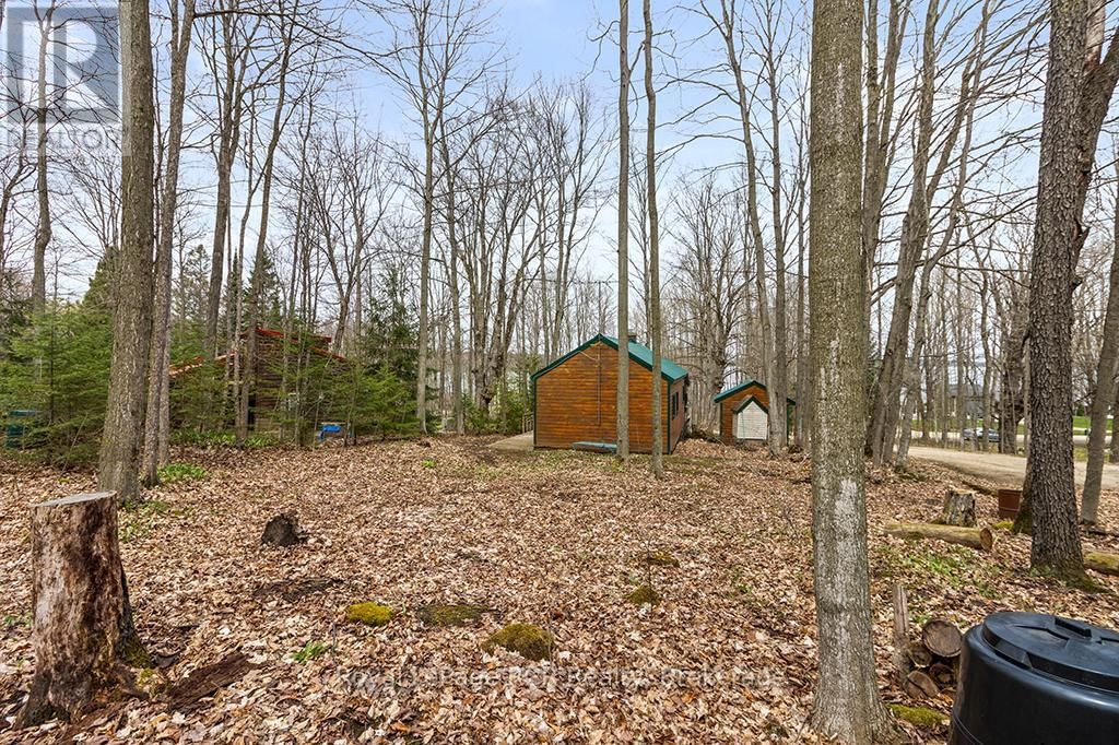 262 CANROBERT STREET Image 42