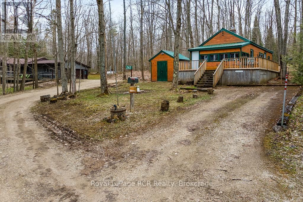262 CANROBERT STREET Image 43