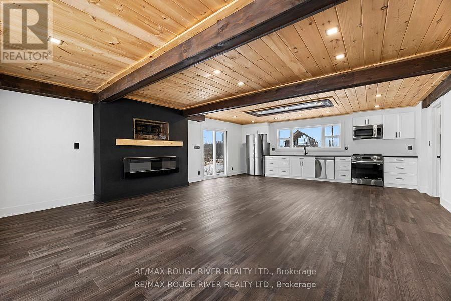 663 SWEET ROAD Image 11