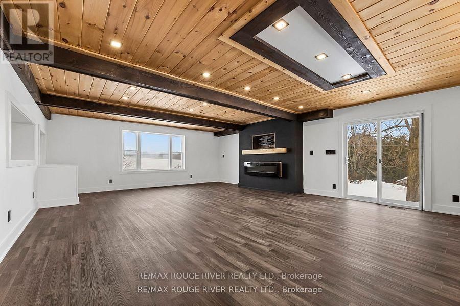 663 SWEET ROAD Image 12