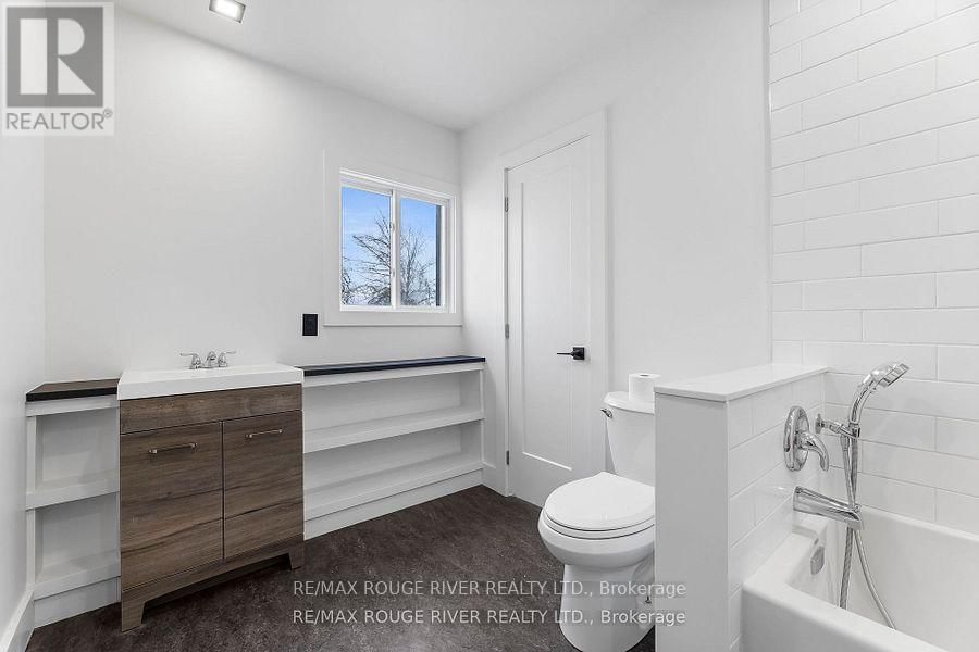 663 SWEET ROAD Image 16