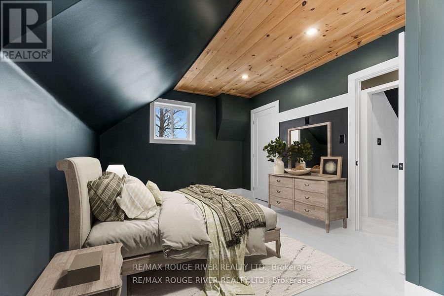 663 SWEET ROAD Image 23