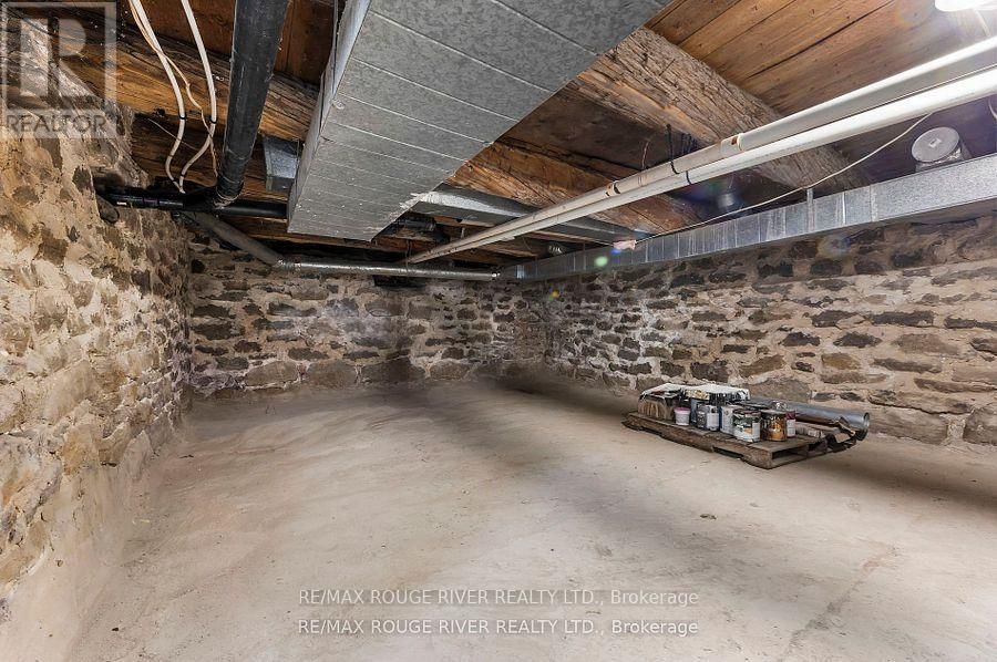 663 SWEET ROAD Image 35