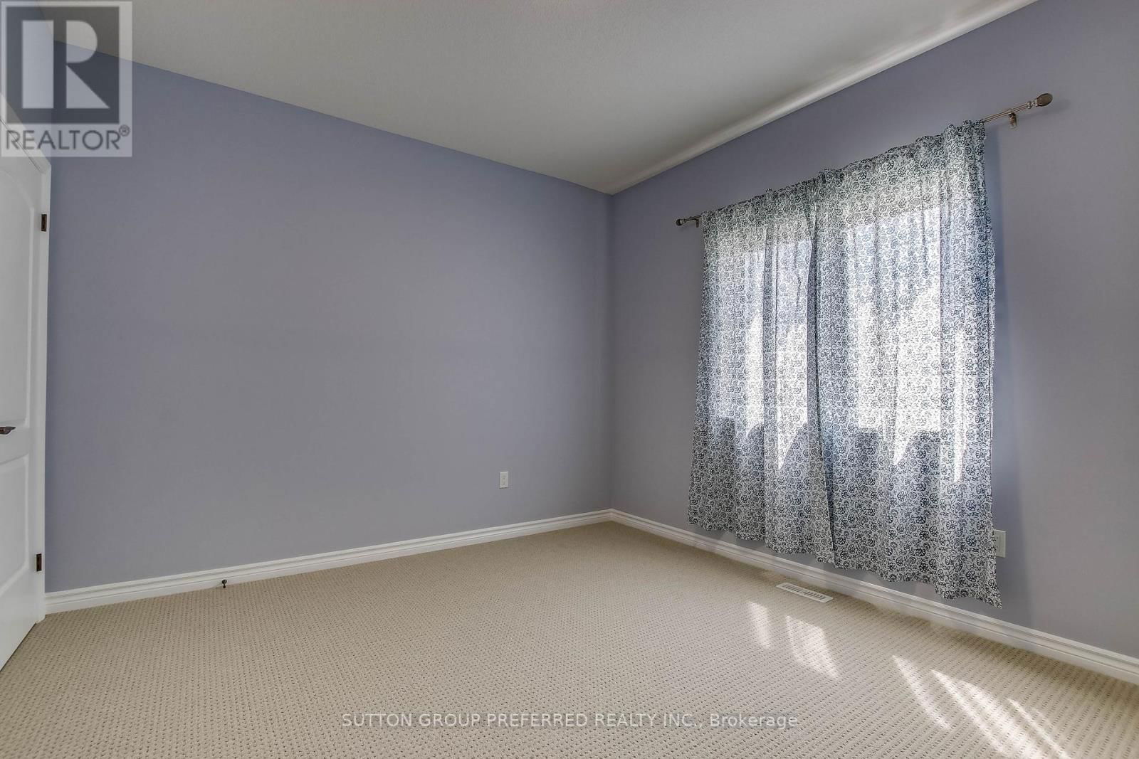 1005 RIVERBEND ROAD Image 21