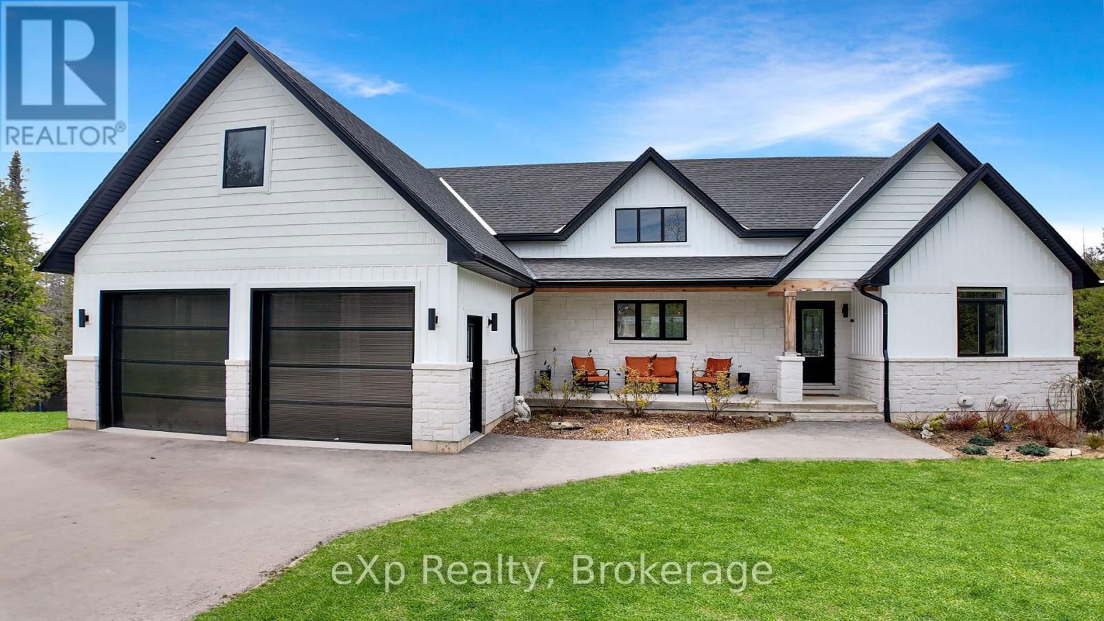 130 LOUISE CREEK CRESCENT Image 1