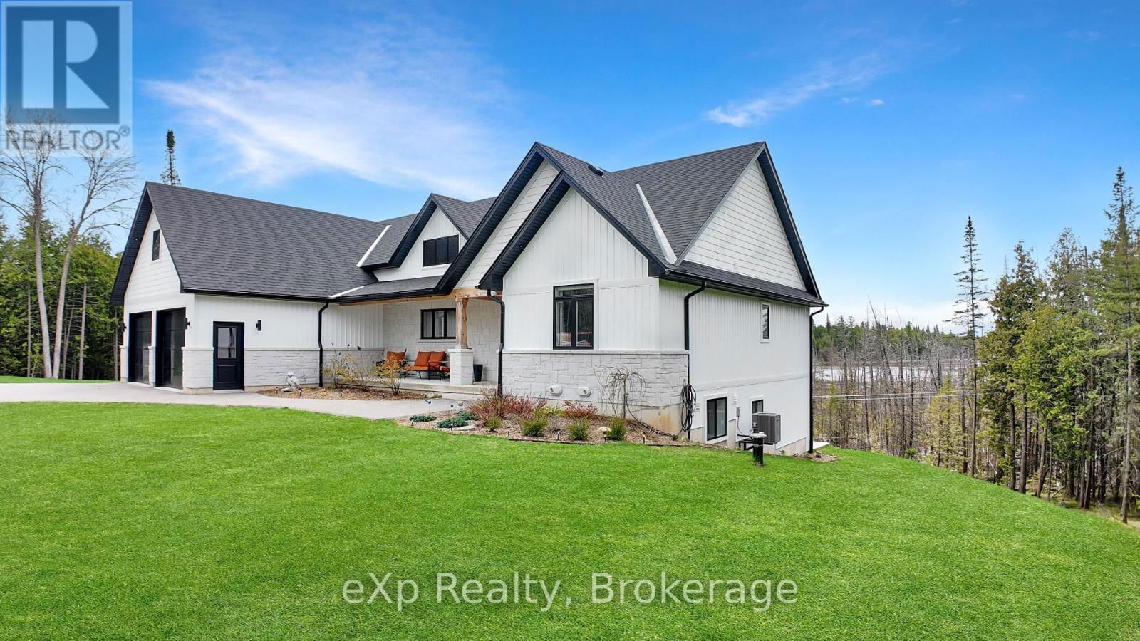130 LOUISE CREEK CRESCENT Image 2