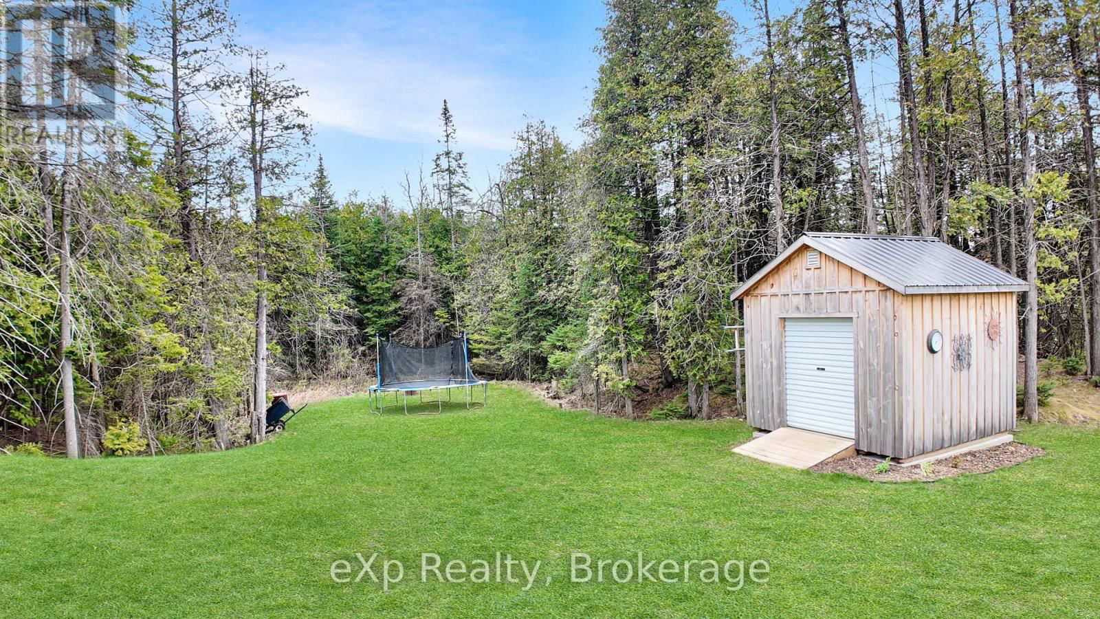 130 LOUISE CREEK CRESCENT Image 41
