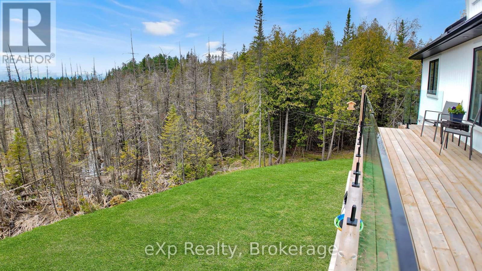 130 LOUISE CREEK CRESCENT Image 43