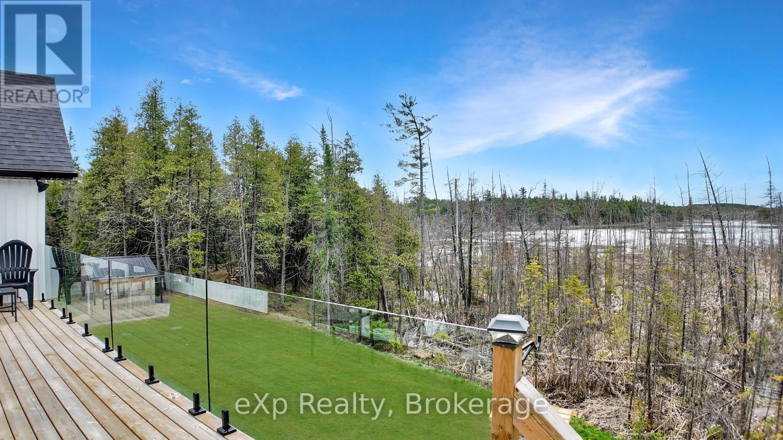 130 LOUISE CREEK CRESCENT Image 44