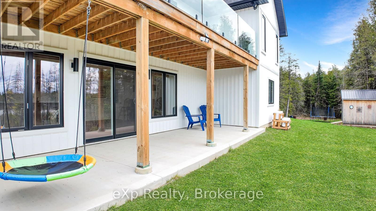 130 LOUISE CREEK CRESCENT Image 45