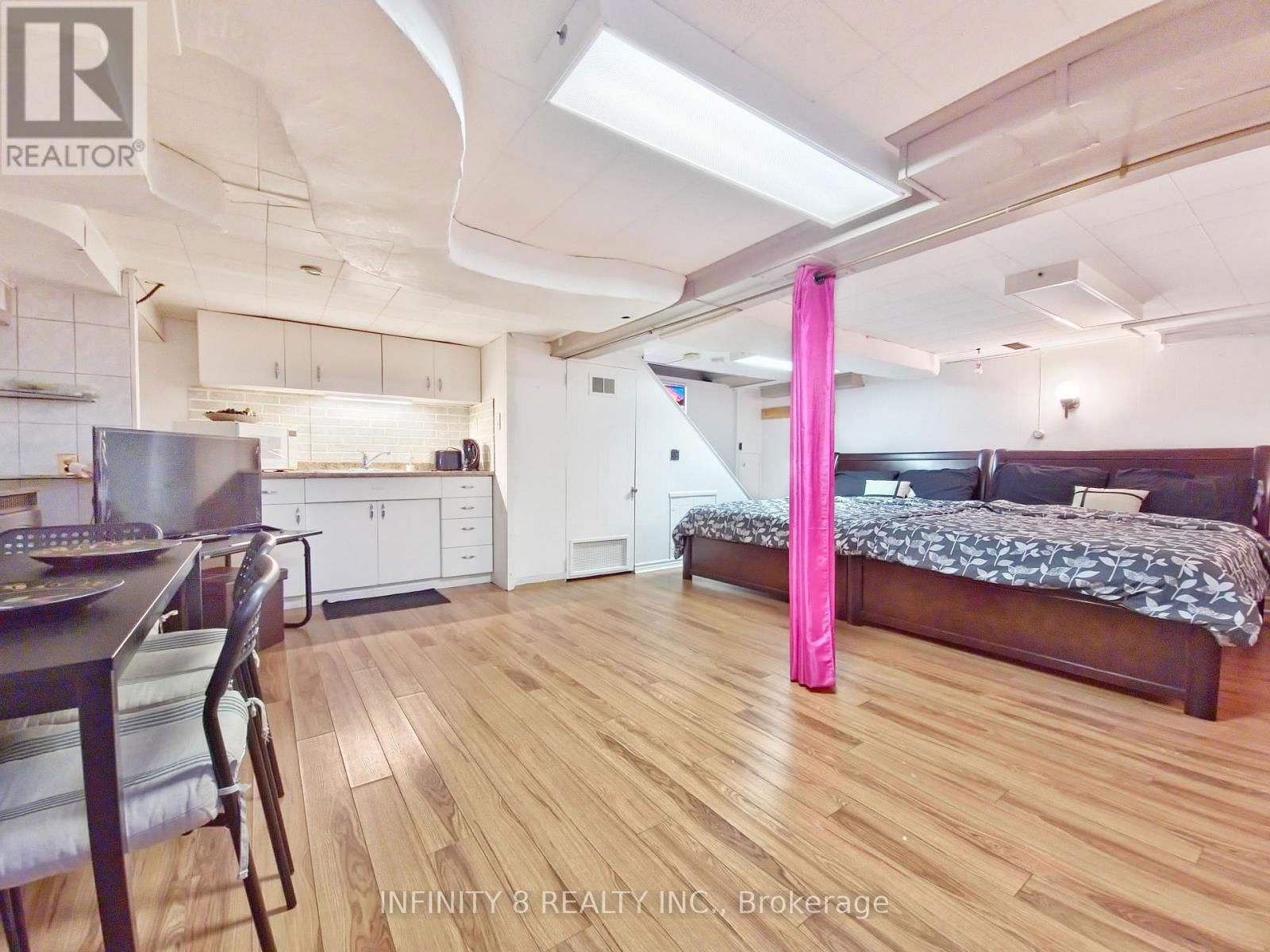 5958 SUMMER STREET Image 25